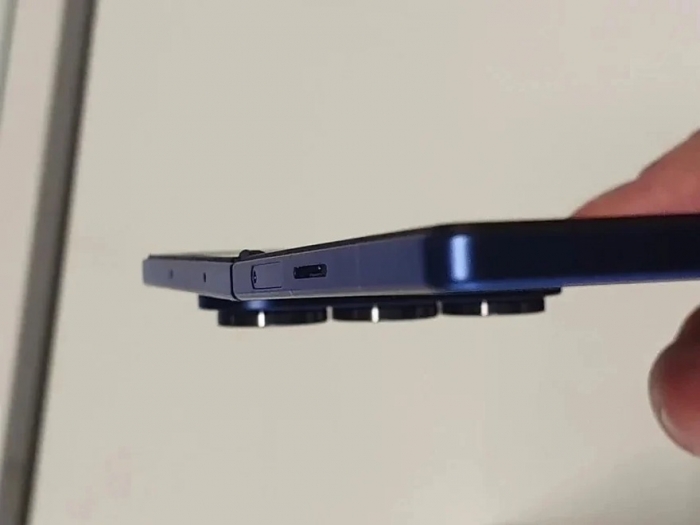Samsung Galaxy Z Fold7: Lỗi Bản Lề Nghiêm Trọng - Người Dùng Đặt Hàng Lo Lắng